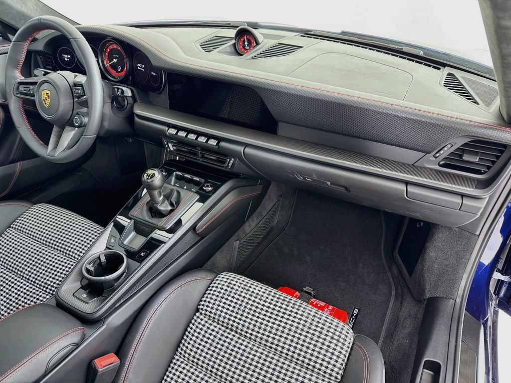 Certified 2022 Porsche 911 GT3 RWD image 29
