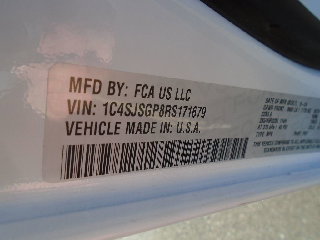 Used 2024 Jeep Grand Wagoneer L Series III image 23