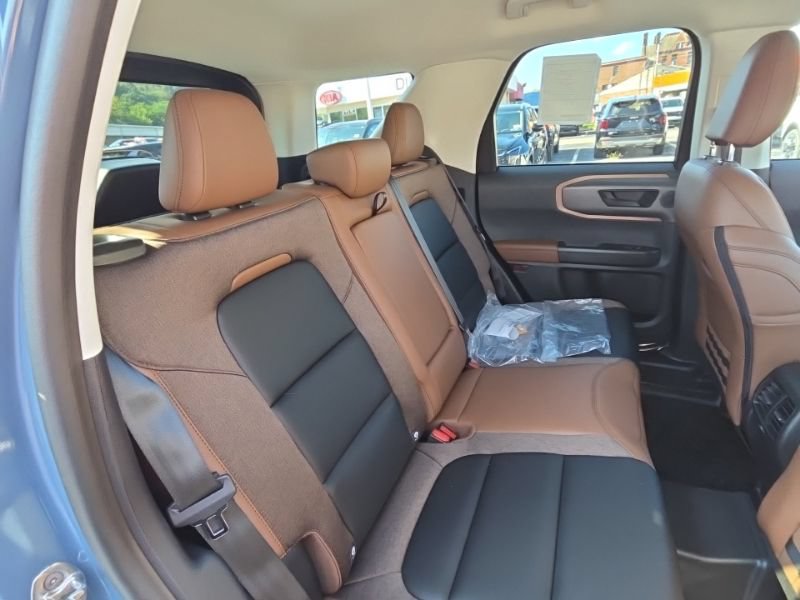 New 2026 Ford Bronco Sport Outer Banks w/ Sasquatch Outer Banks Package AWD/4WD image 17