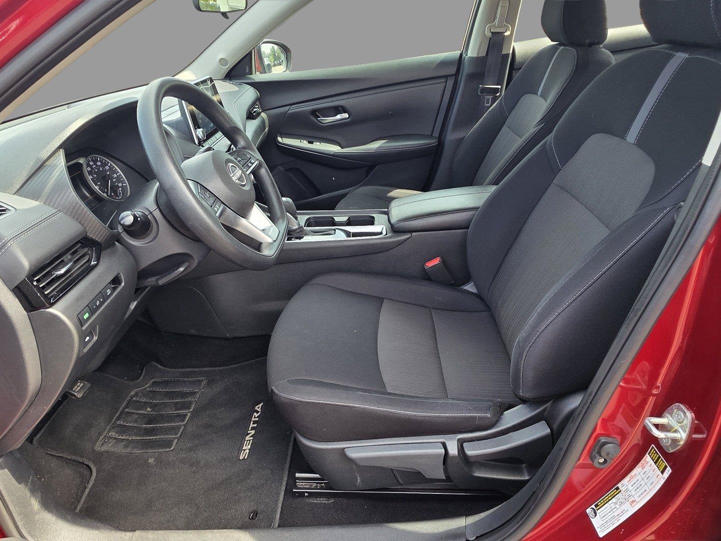 Used 2024 Nissan Sentra SV FWD image 19