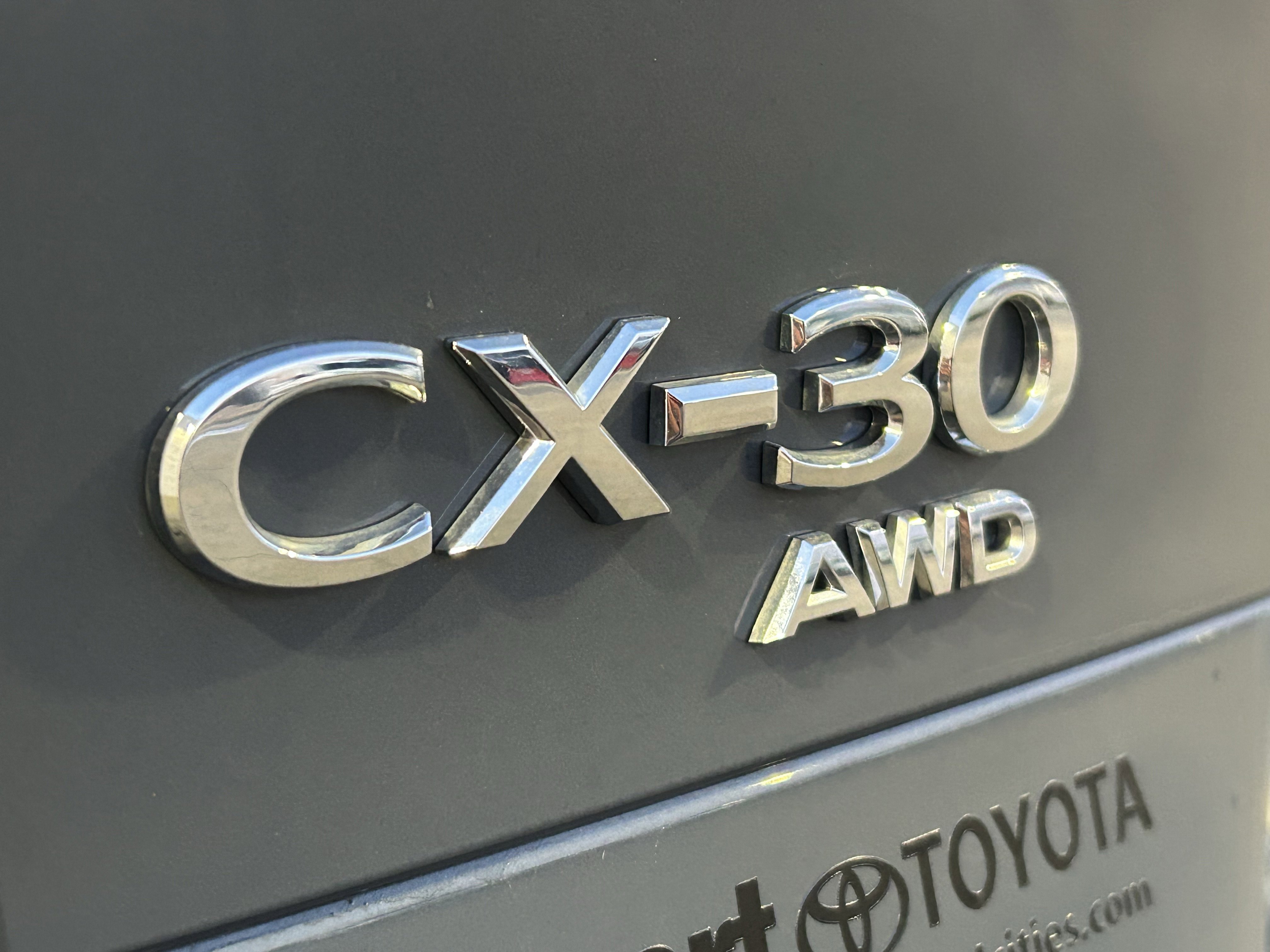 Used 2025 MAZDA CX-30 AWD 2.5 S w/ Preferred Package image 8