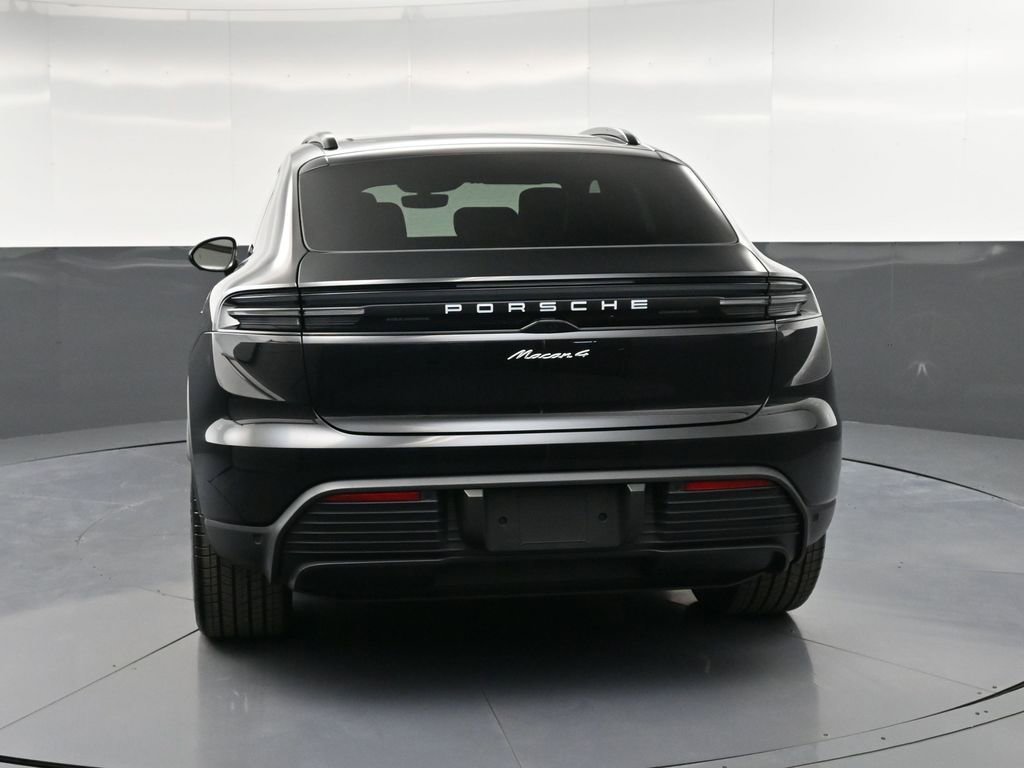 New 2026 Porsche Macan 4 Electric AWD/4WD image 7