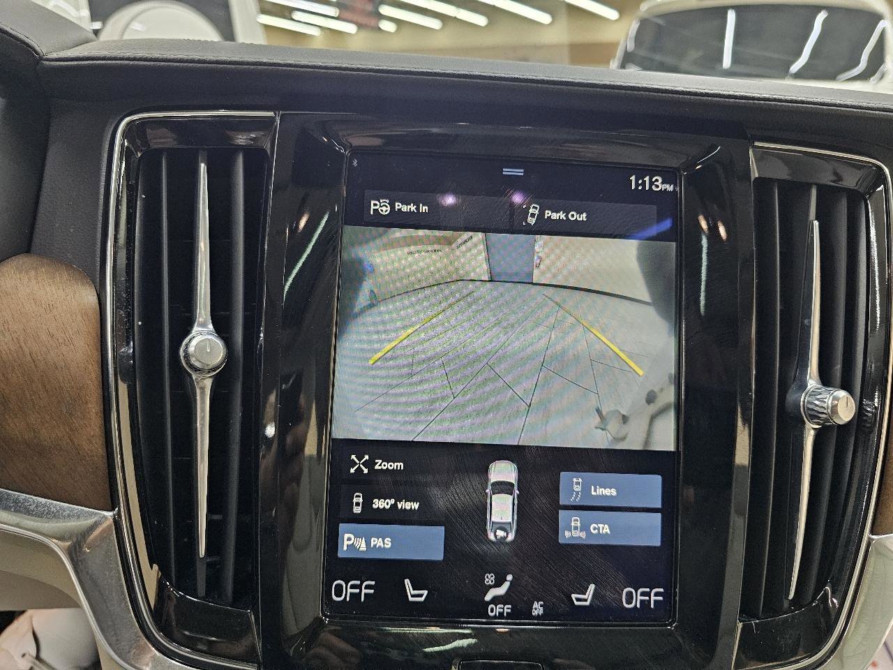 Used 2017 Volvo S90 T6 Inscription w/ Vision Package image 34