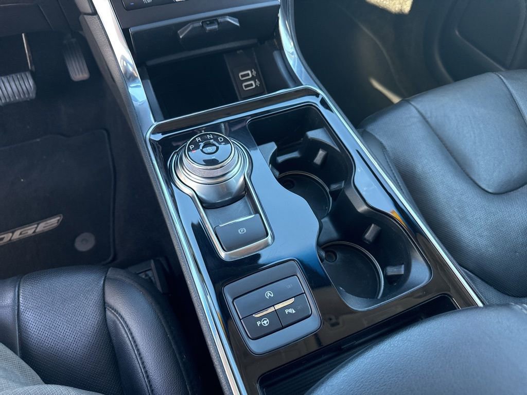 Used 2020 Ford Edge Titanium w/ Equipment Group 301A image 26