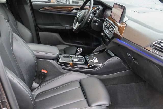 Used 2022 BMW X4 xDrive30i w/ Parking Assistance Package image 16