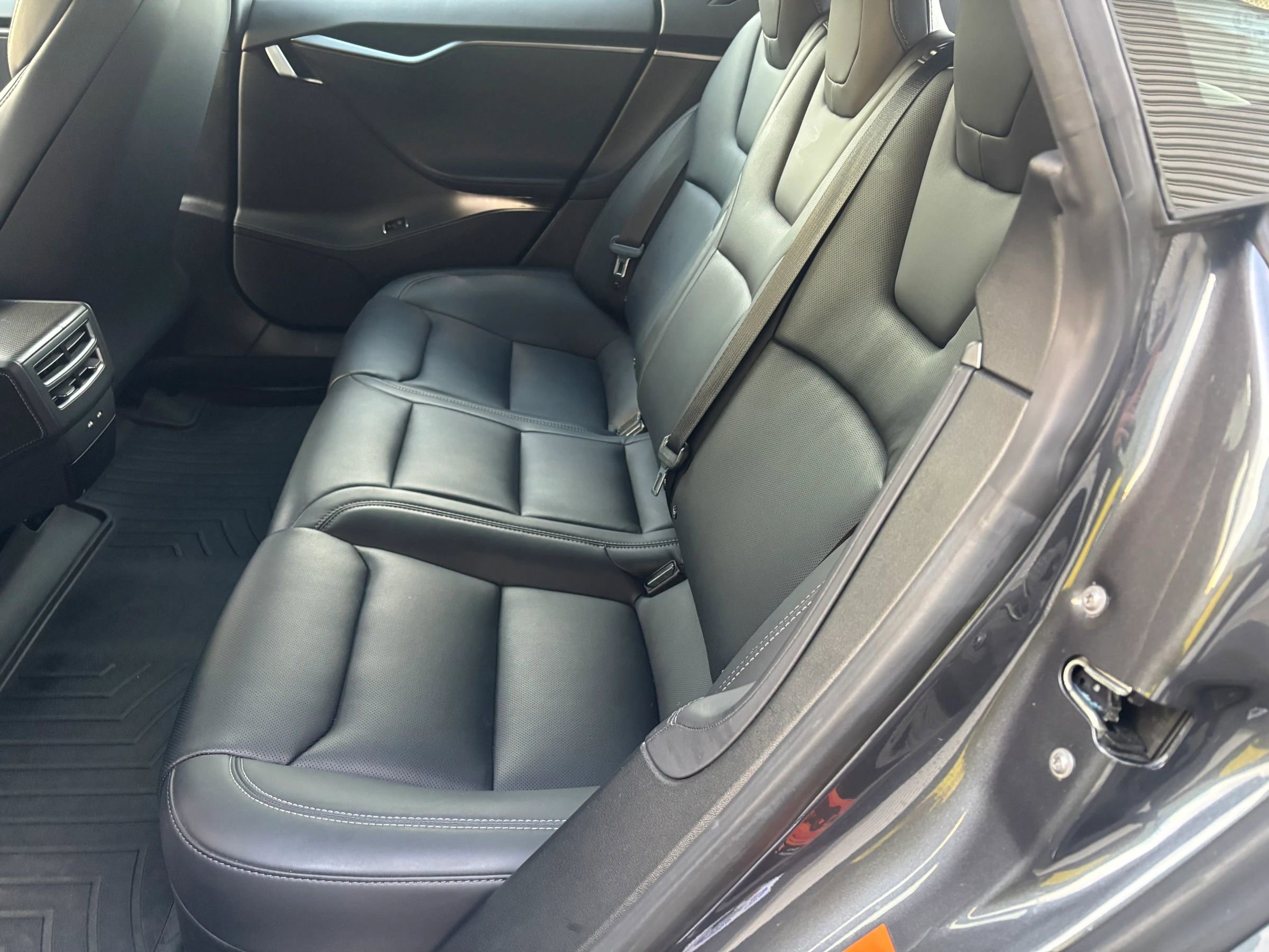 Used 2018 Tesla Model S P100D image 13