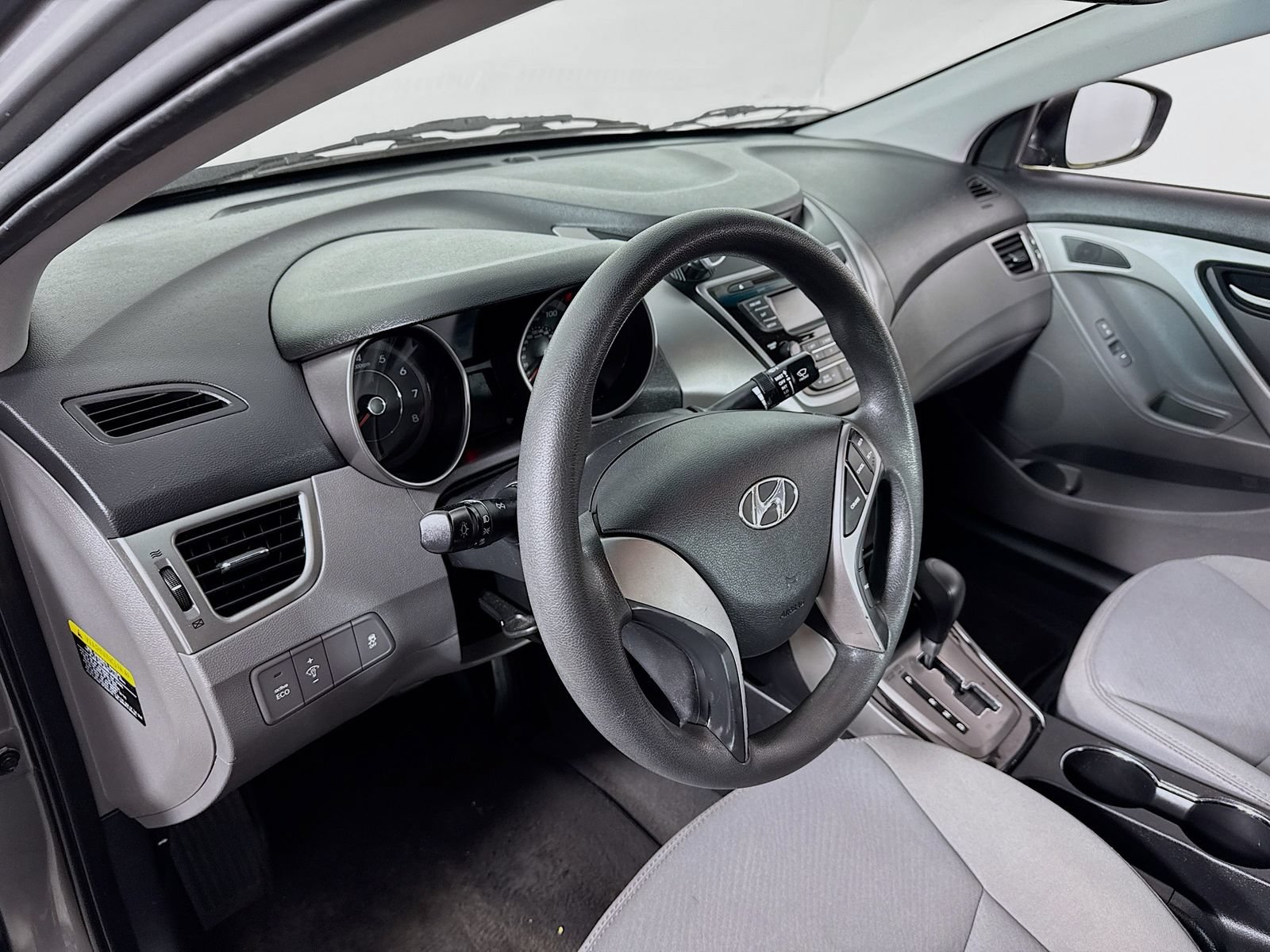 Used 2013 Hyundai Elantra GLS FWD image 9