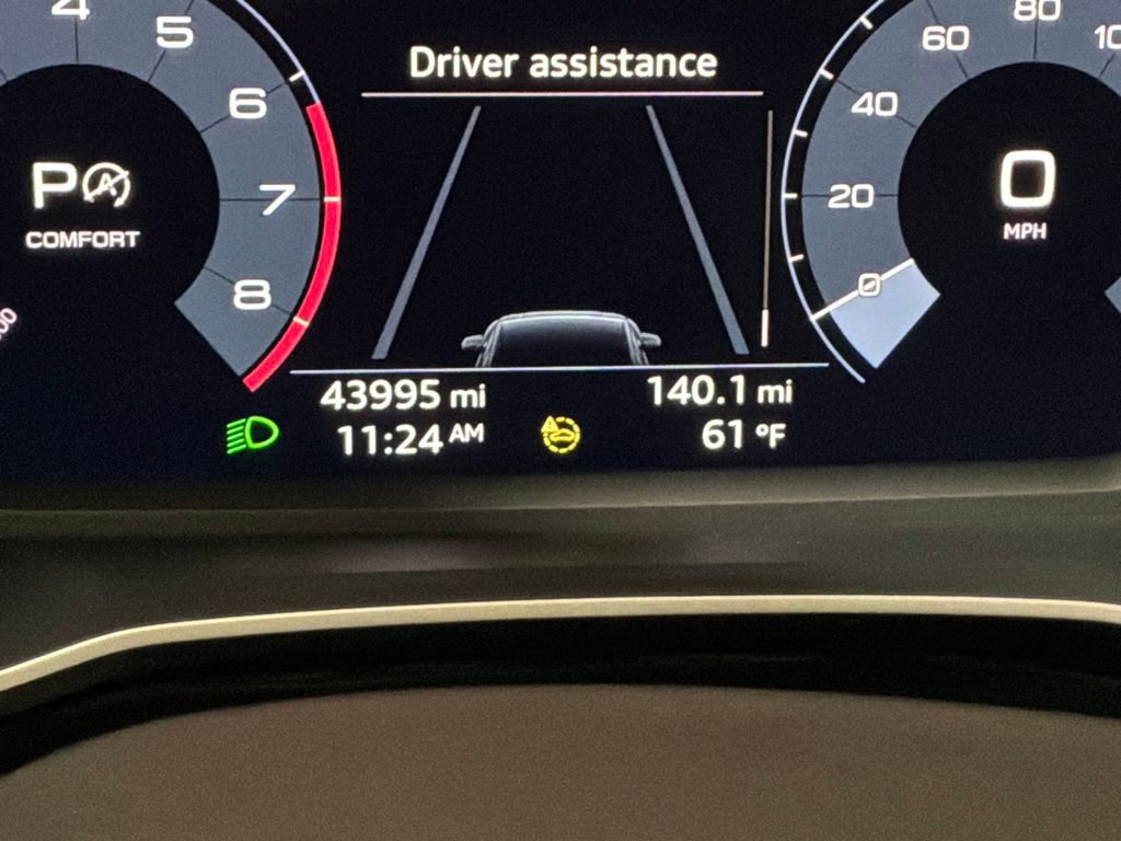 Used 2021 Audi Q3 2.0T Premium w/ Convenience Package AWD/4WD image 14