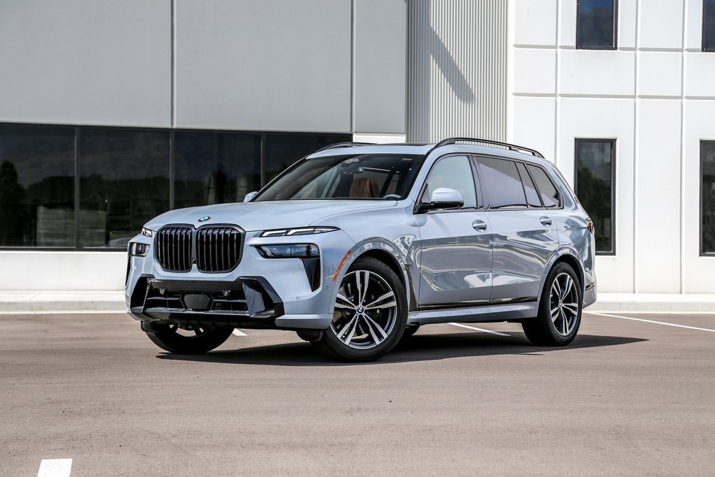 New 2026 BMW X7 xDrive40i