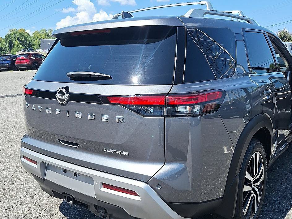Used 2025 Nissan Pathfinder Platinum w/ Cargo Package FWD image 25
