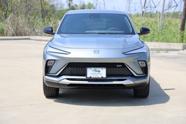 New 2026 Buick Envista Sport Touring image 2