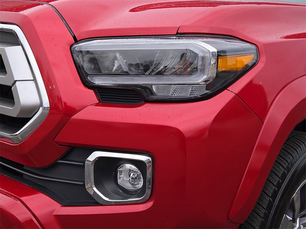 Used 2023 Toyota Tacoma Limited image 10
