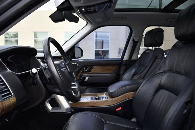 Used 2019 Land Rover Range Rover image 22