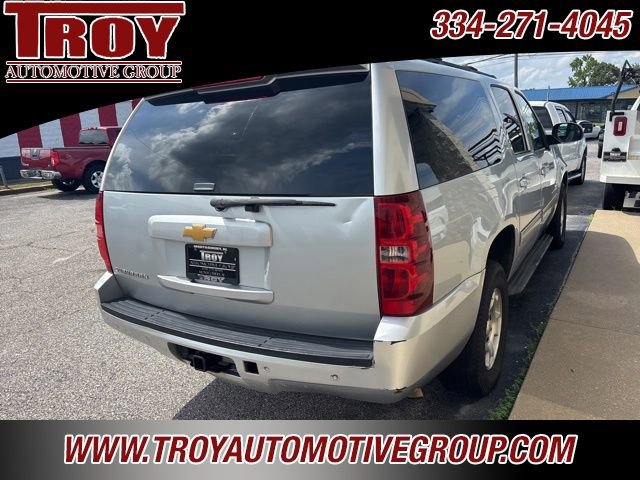 Used 2013 Chevrolet Suburban LT w/ Luxury Package image 9