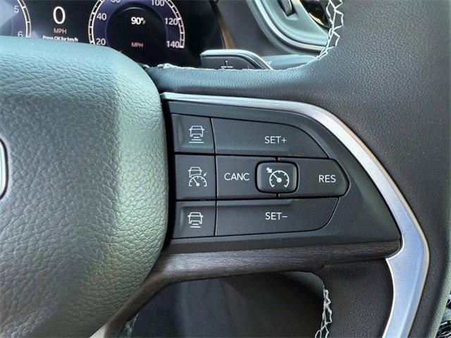 New 2025 Jeep Grand Cherokee L Limited w/ Black Appearance Package image 23