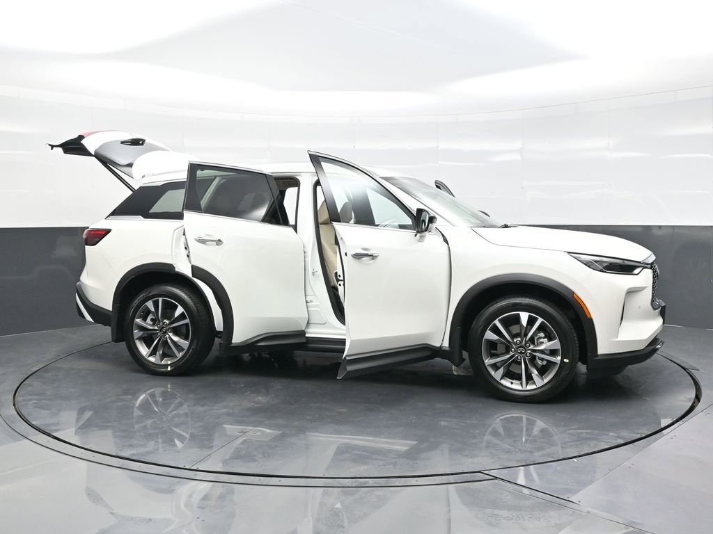 Used 2025 INFINITI QX60 Luxe w/ Vision Package image 50