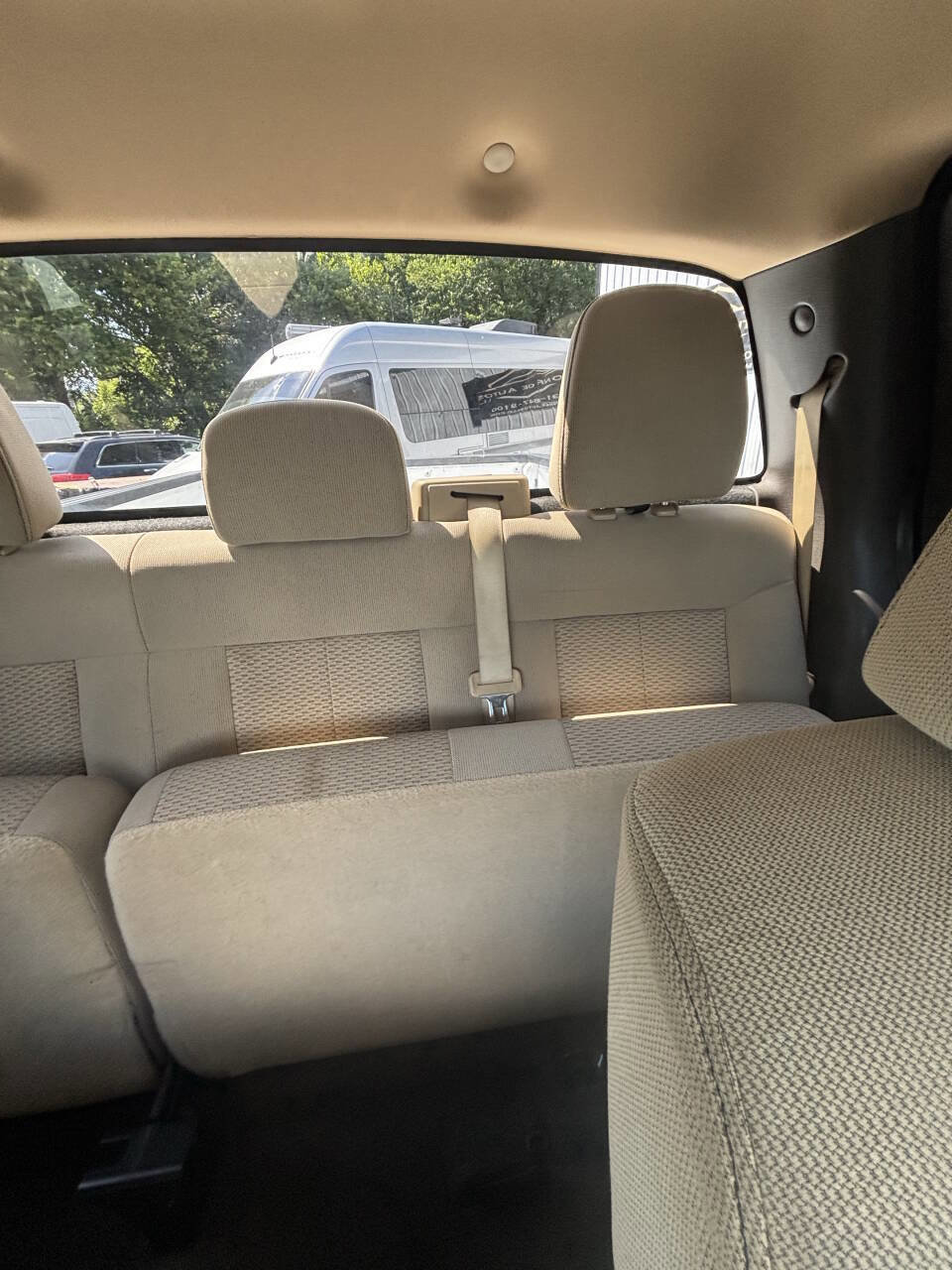 Used 2011 Ford F150 XLT image 22