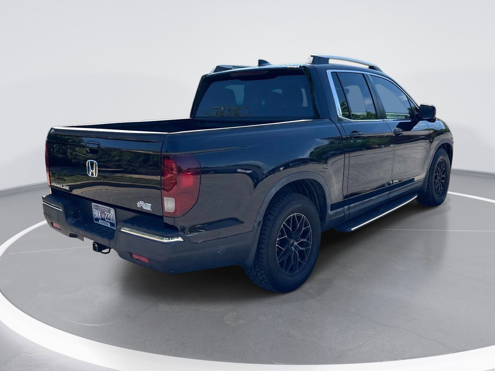 Used 2017 Honda Ridgeline RTL-T image 9