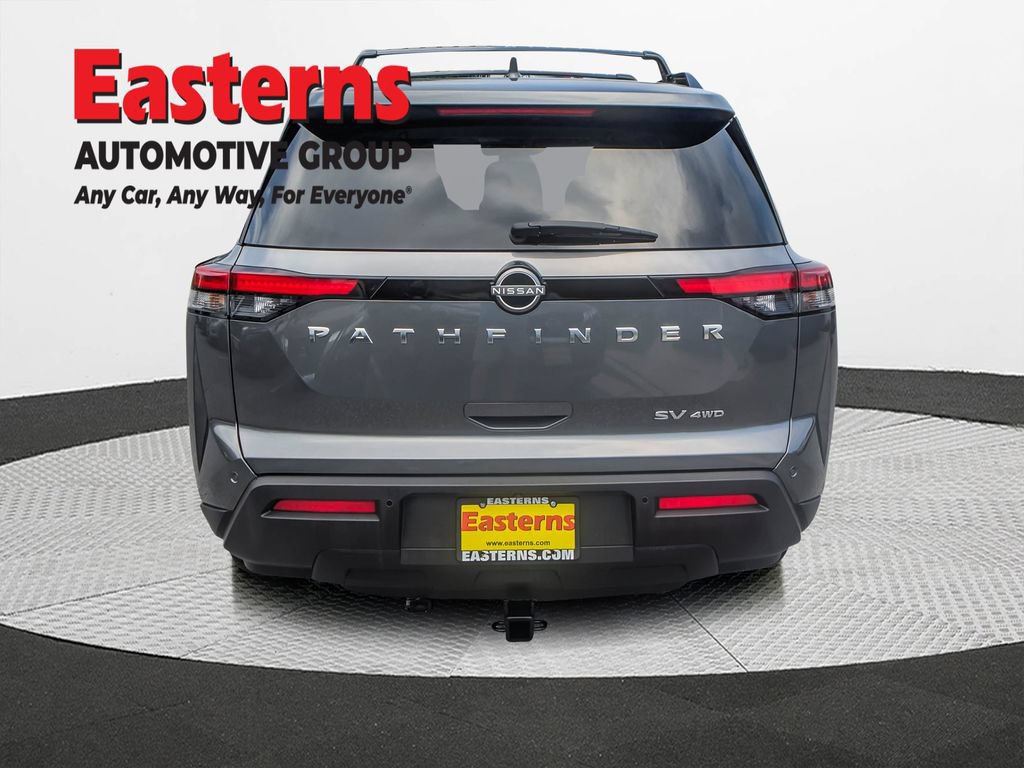 Used 2022 Nissan Pathfinder SV AWD/4WD image 5