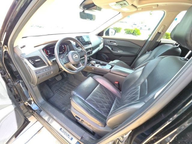 Used 2023 Nissan Rogue Platinum w/ Platinum Premium Package image 12
