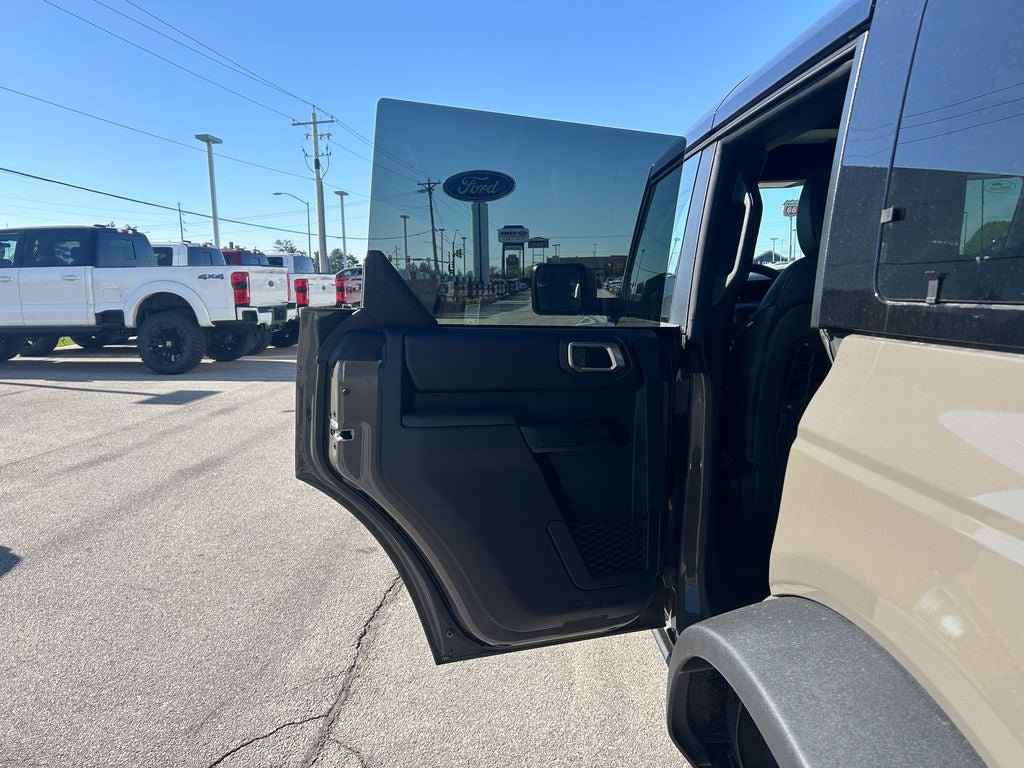 New 2026 Ford Bronco Badlands w/ Sasquatch Package AWD/4WD image 15
