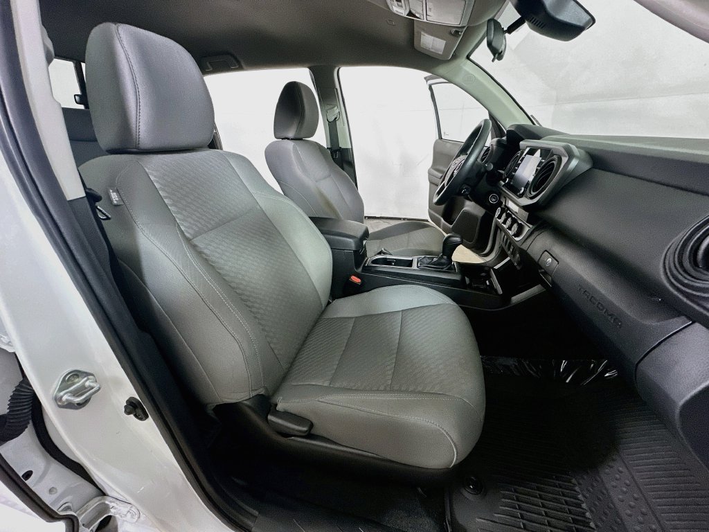 Used 2023 Toyota Tacoma SR AWD/4WD image 14