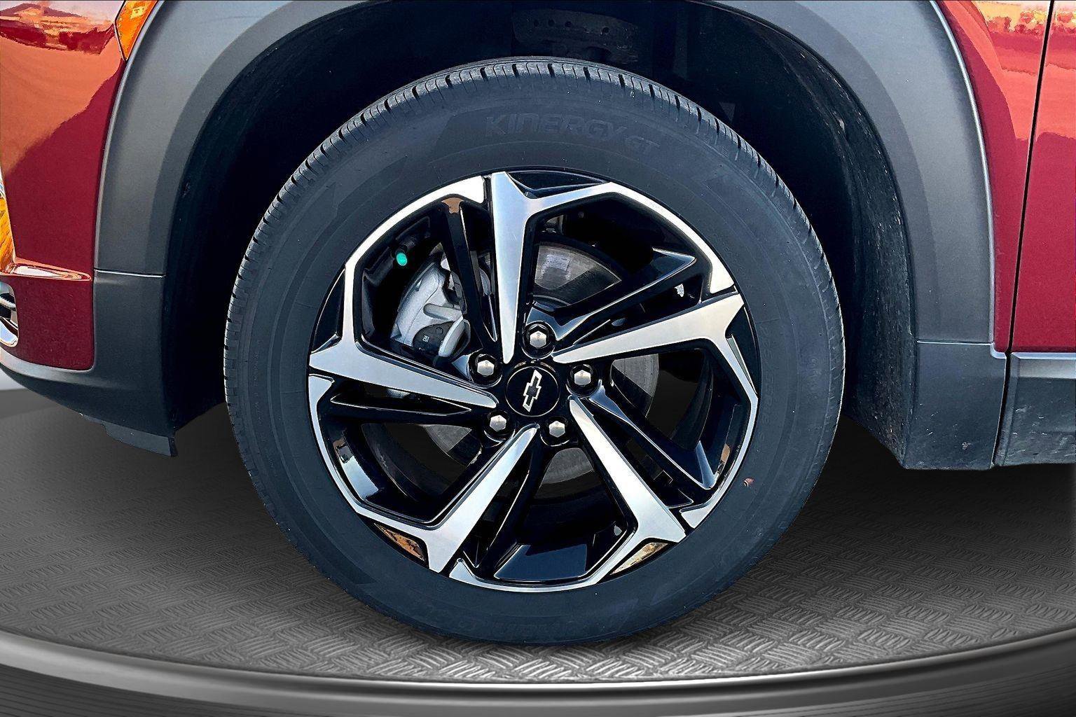 Used 2023 Chevrolet TrailBlazer RS w/ Convenience Package image 9