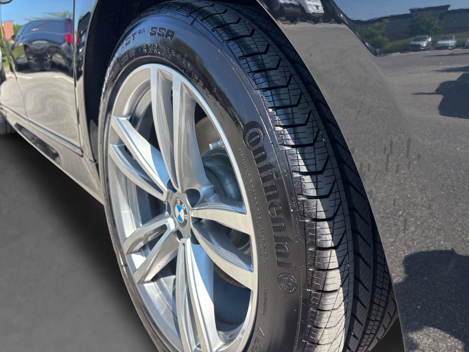 Used 2022 BMW 740i xDrive w/ M Sport Package AWD/4WD image 60