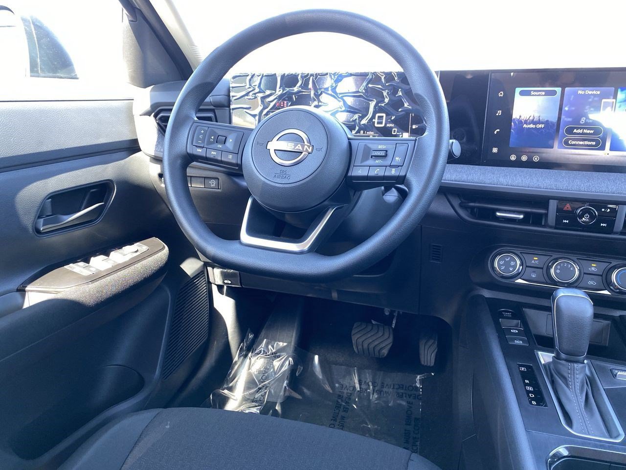 New 2027 Nissan Kicks S FWD image 16