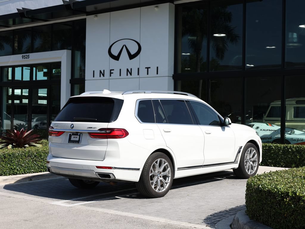 Used 2022 BMW X7 xDrive40i w/ Executive Package AWD/4WD image 4