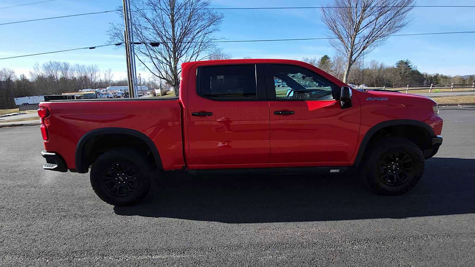 Used 2023 Chevrolet Silverado 1500 ZR2 w/ Technology Package image 9