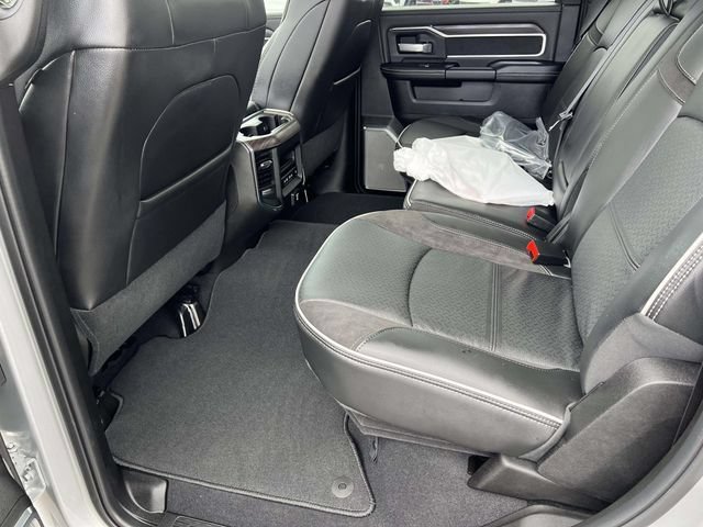 New 2026 RAM 2500 Laramie AWD/4WD image 24