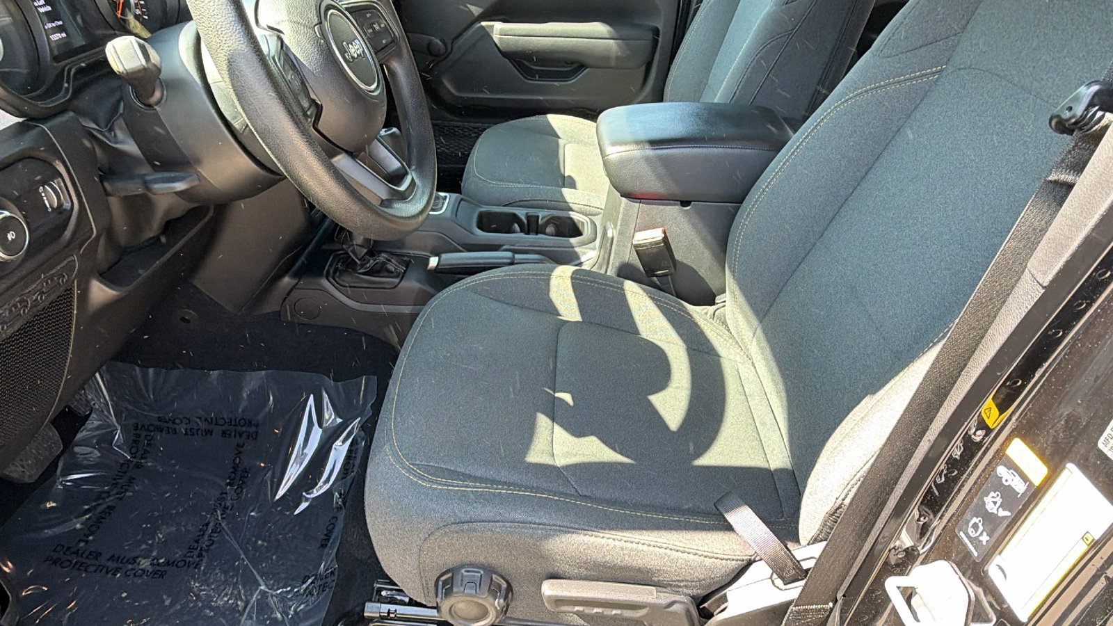 Used 2024 Jeep Wrangler Unlimited Sport AWD/4WD image 16
