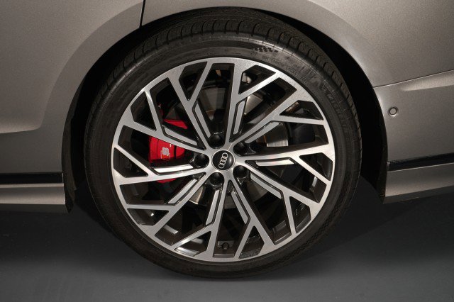 Used 2021 Audi S8 L w/ S8 Executive Package AWD/4WD image 18