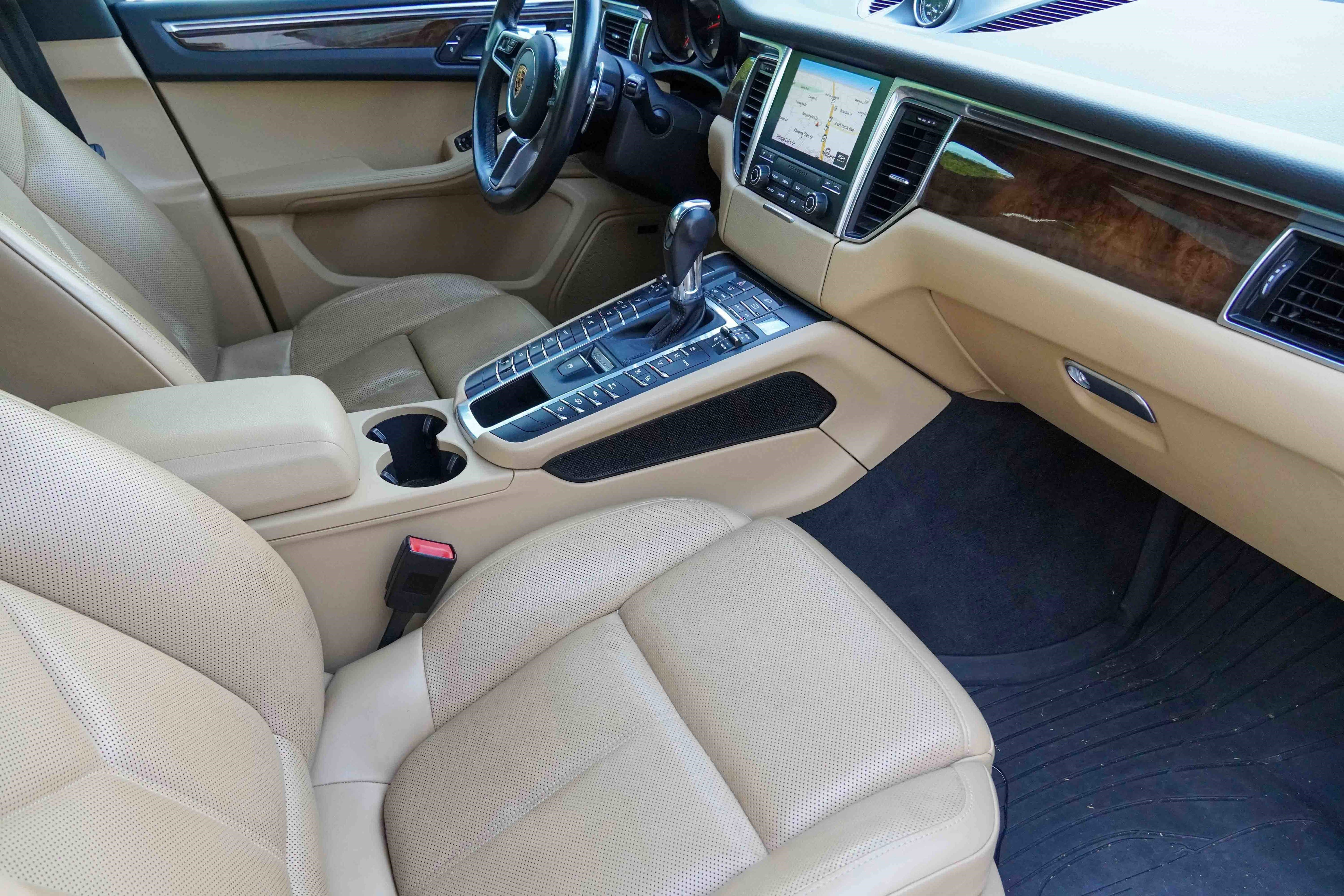 Used 2018 Porsche Macan Sport Edition image 10