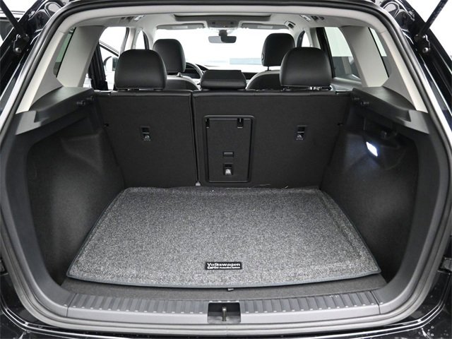 New 2026 Volkswagen Taos SE image 12