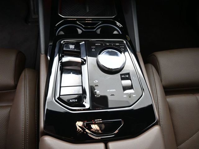 New 2024 BMW 530i w/ M Sport Package image 31