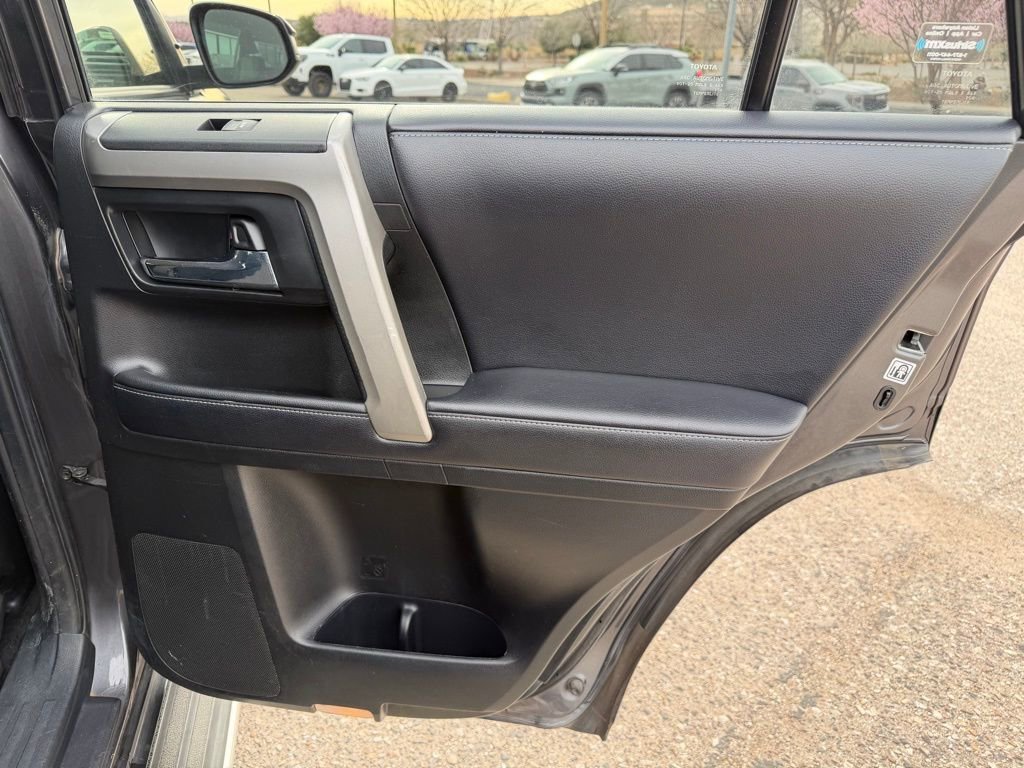 Used 2018 Toyota 4Runner SR5 image 24