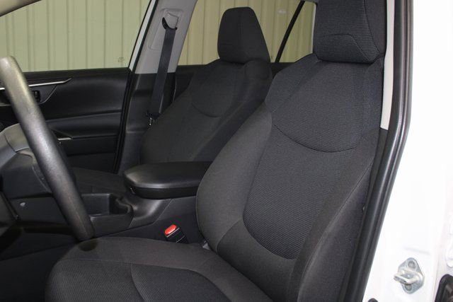 Used 2024 Toyota RAV4 LE image 11