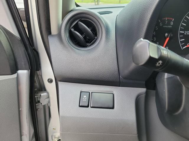 Used 2021 Nissan NV200 S FWD image 21