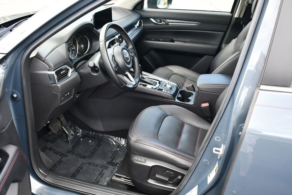 Used 2022 MAZDA CX-5 Carbon Edition image 46