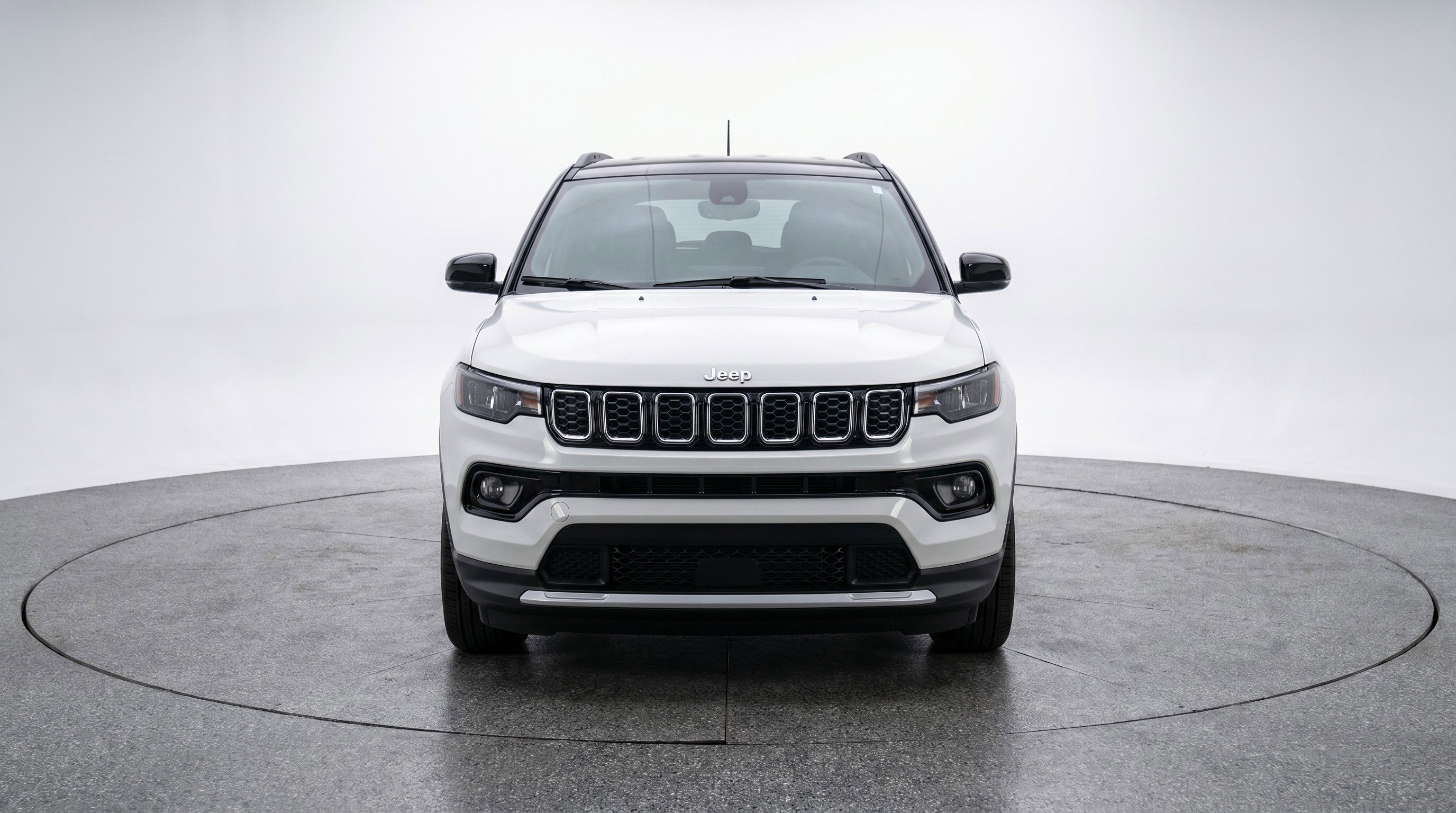Used 2025 Jeep Compass Limited AWD/4WD image 2