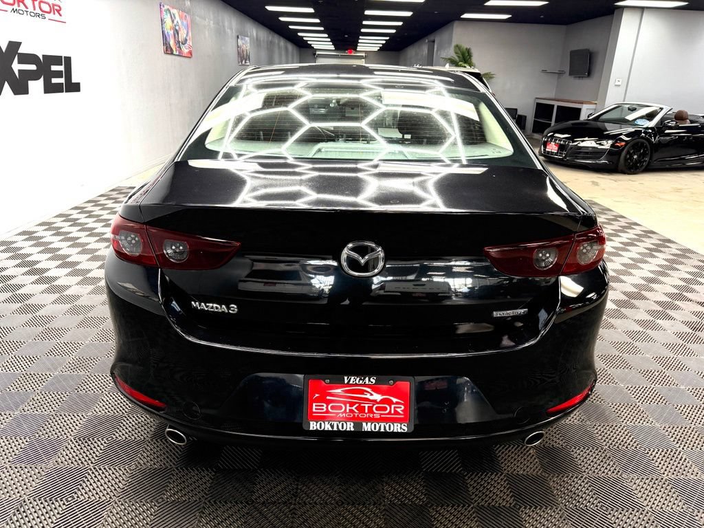 Used 2020 MAZDA MAZDA3 Sedan FWD image 13
