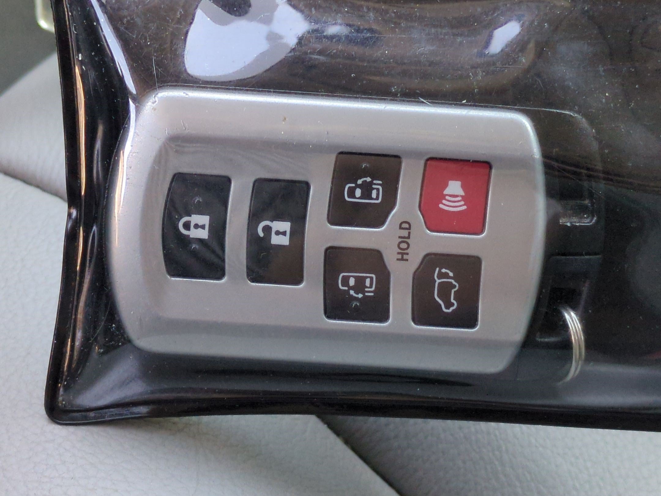 Used 2020 Toyota Sienna XLE FWD image 44