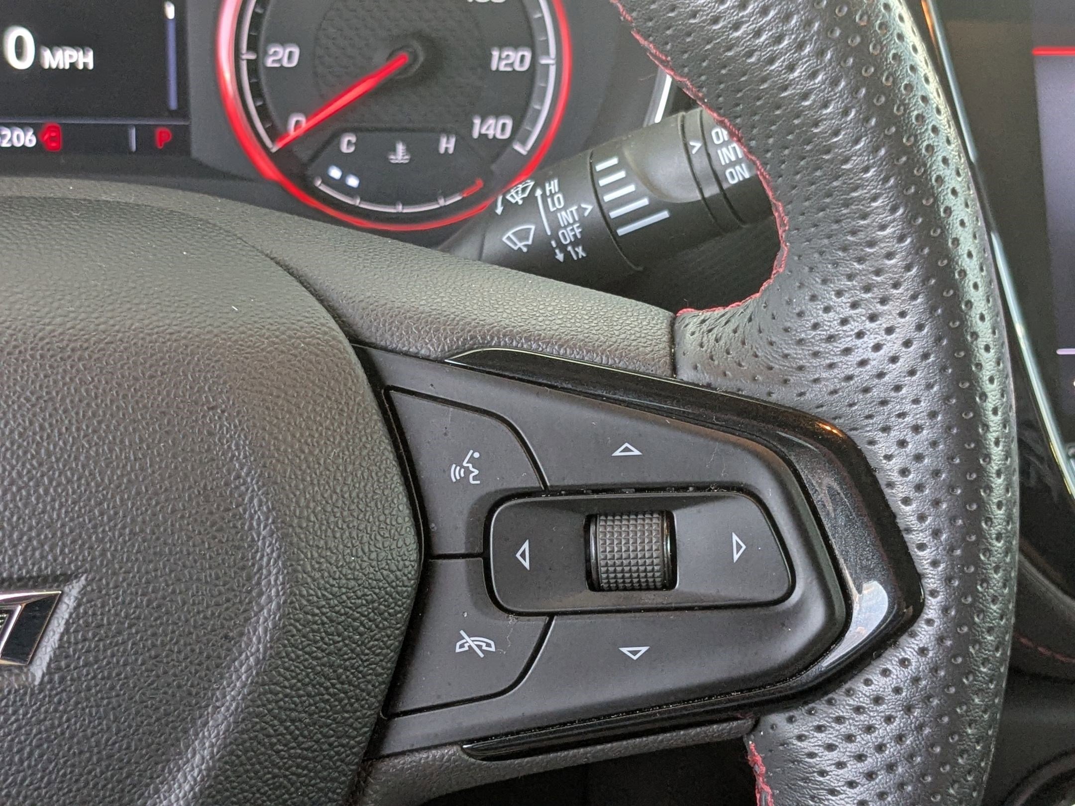 Used 2022 Chevrolet TrailBlazer RS w/ Technology Package image 15