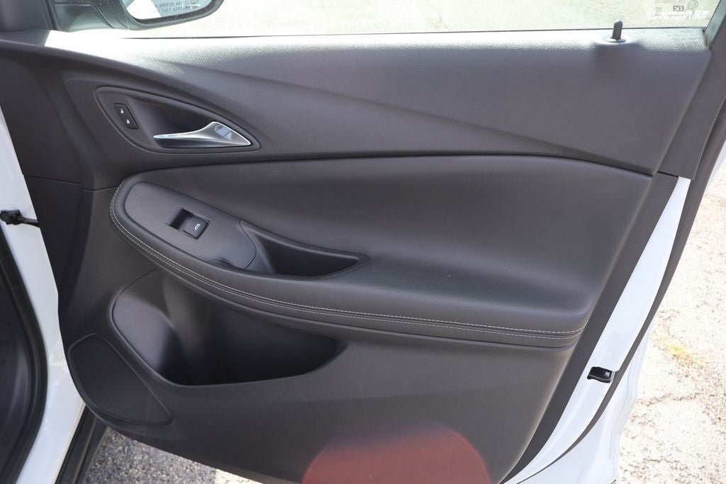 Used 2025 Buick Encore GX Preferred FWD image 19