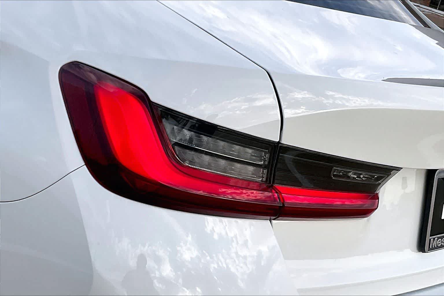 Used 2023 BMW 330e RWD image 31
