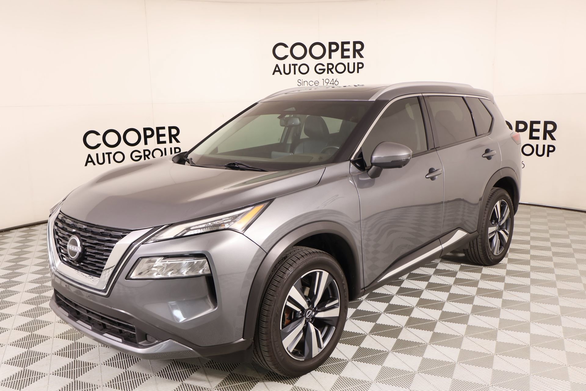 Used 2023 Nissan Rogue SL FWD image 10