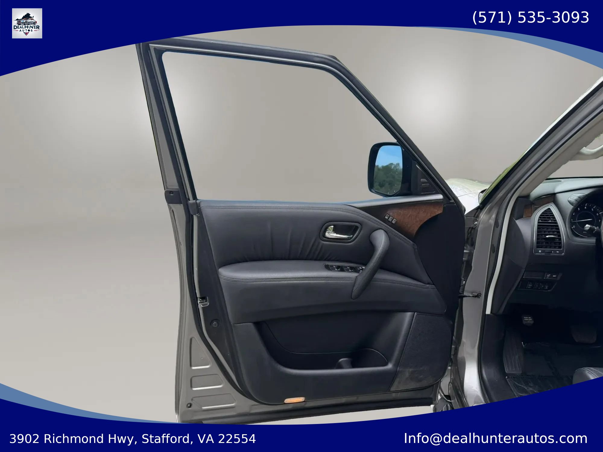 Used 2012 INFINITI QX56 4WD w/ Deluxe Touring Pkg image 25