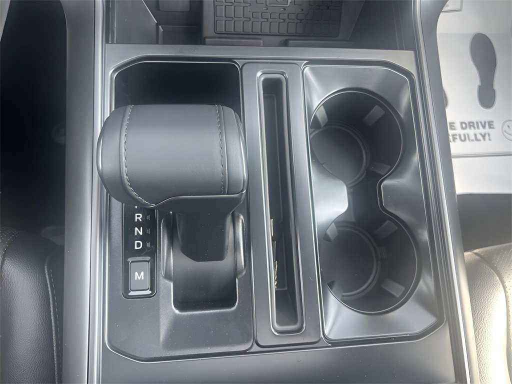 New 2025 Ford F150 Lariat w/ Equipment Group 501A Mid image 44